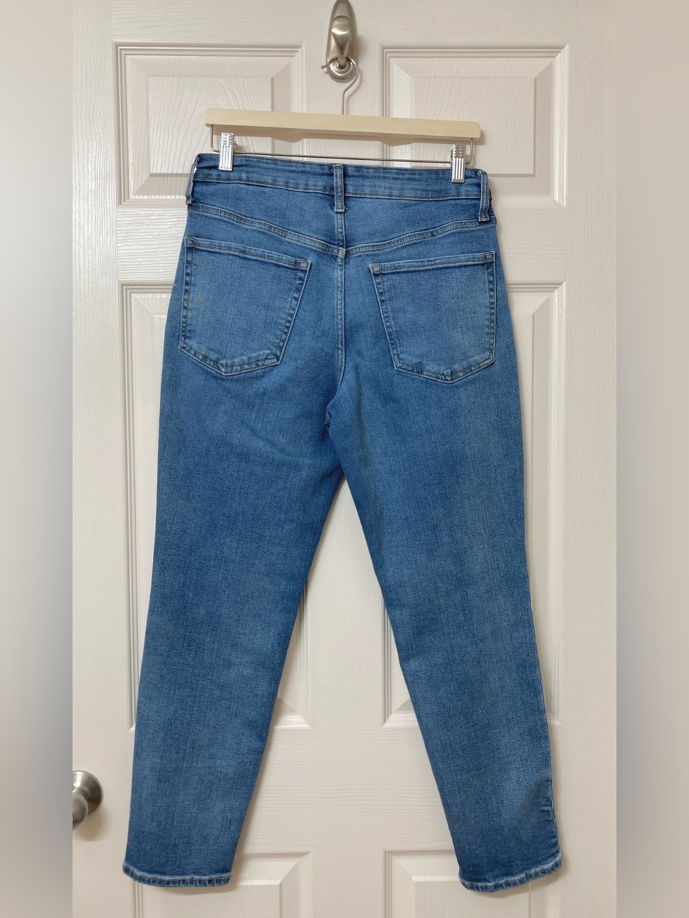 Old Navy Women’s Blue High Rise OG Straight Leg Ankle Jeans Size 8 - Picture 4 of 7